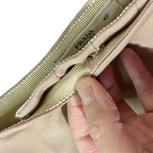 Prada Mohair & Wool Made in Italy Pleated Skirt - Size 42 - Elegant and Timeless - Picture 4 of 12